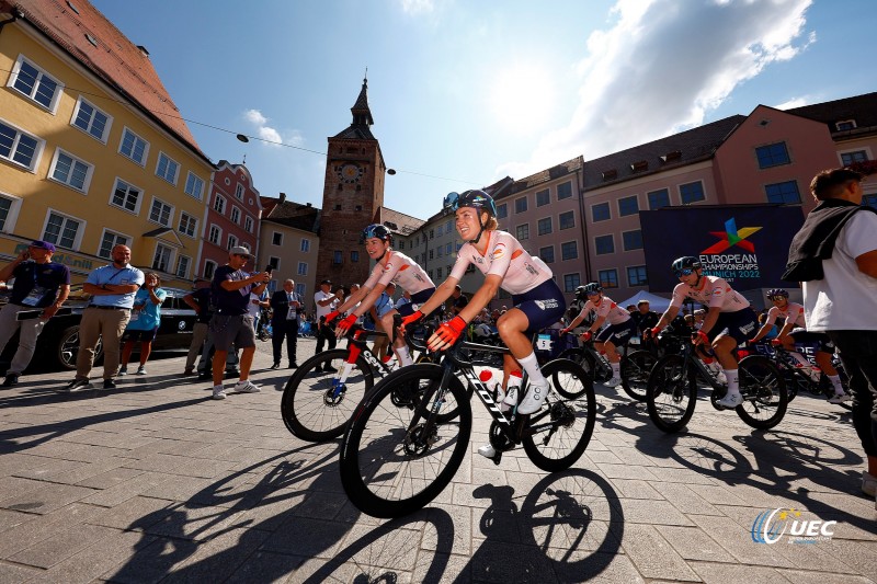European Championships Munich 2022 - 2022 UEC Road Elite European Championships - Women's Road Race - 21/08/2022 - Floortje Mackaij (NED) - photo Luca Bettini/UEC/SprintCyclingAgency?2022